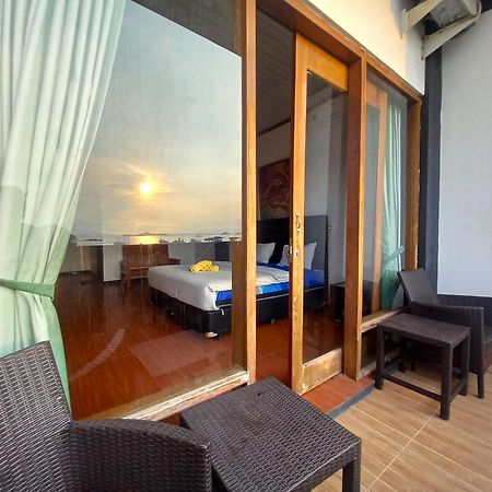Dc Hotel & Hostel 라부안 바조 외부 사진