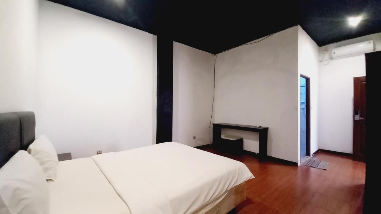 Dc Hotel & Hostel 라부안 바조 외부 사진