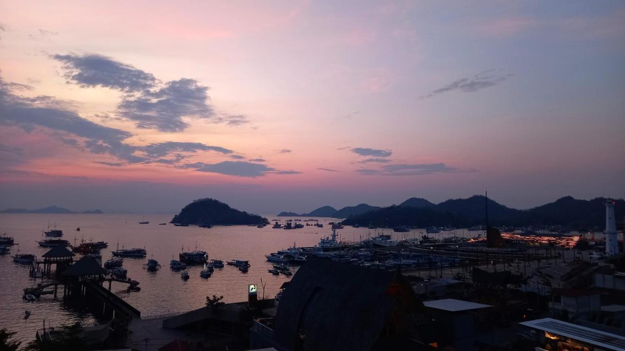 Dc Hotel & Hostel 라부안 바조 외부 사진