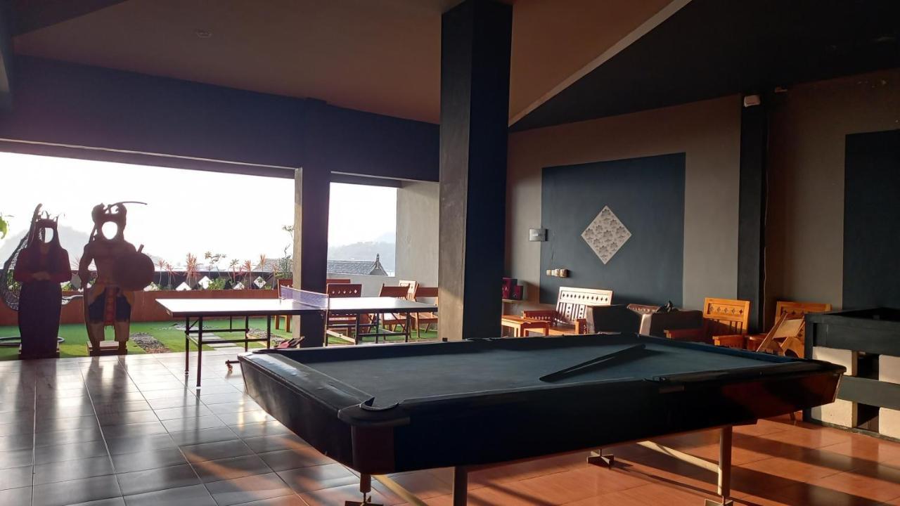 Dc Hotel & Hostel 라부안 바조 외부 사진